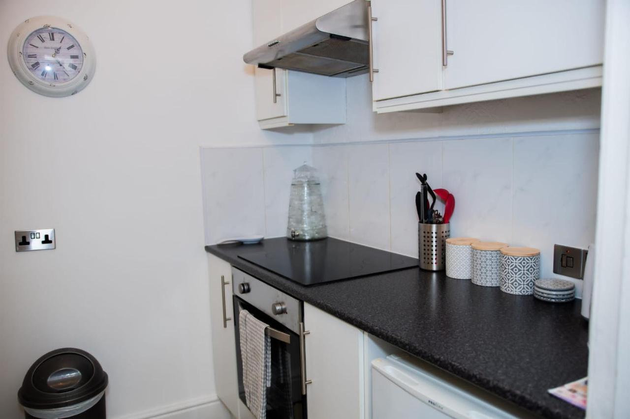 Rose Apartment 2-Bed Town Centre Apartment In Ayr Exterior photo